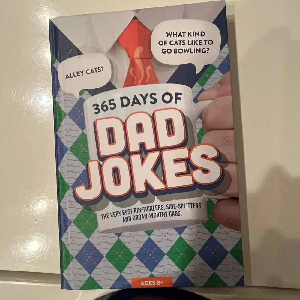 Dad Jokes (400‎ Jokes in a Tin / 365 Days of Jokes Book) (new/kids/x)